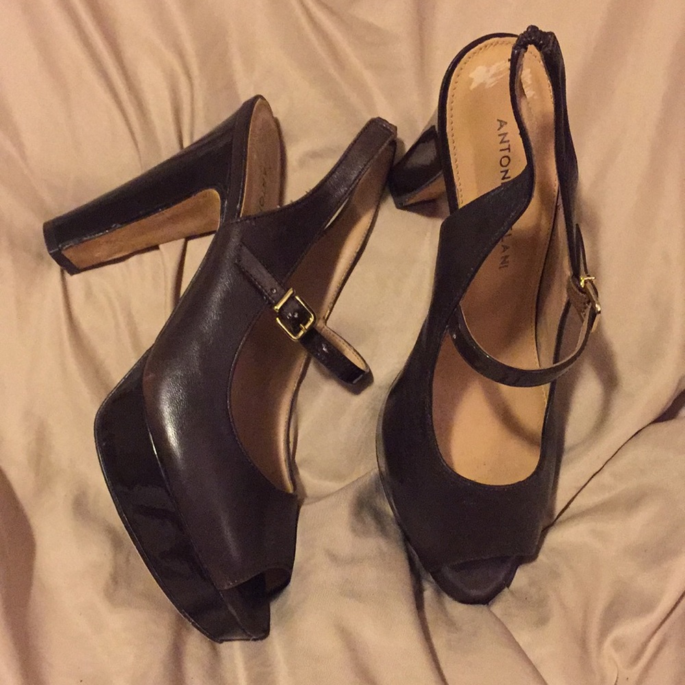 SUNDAY SPECIAL 🌻Antonio Melani Heels